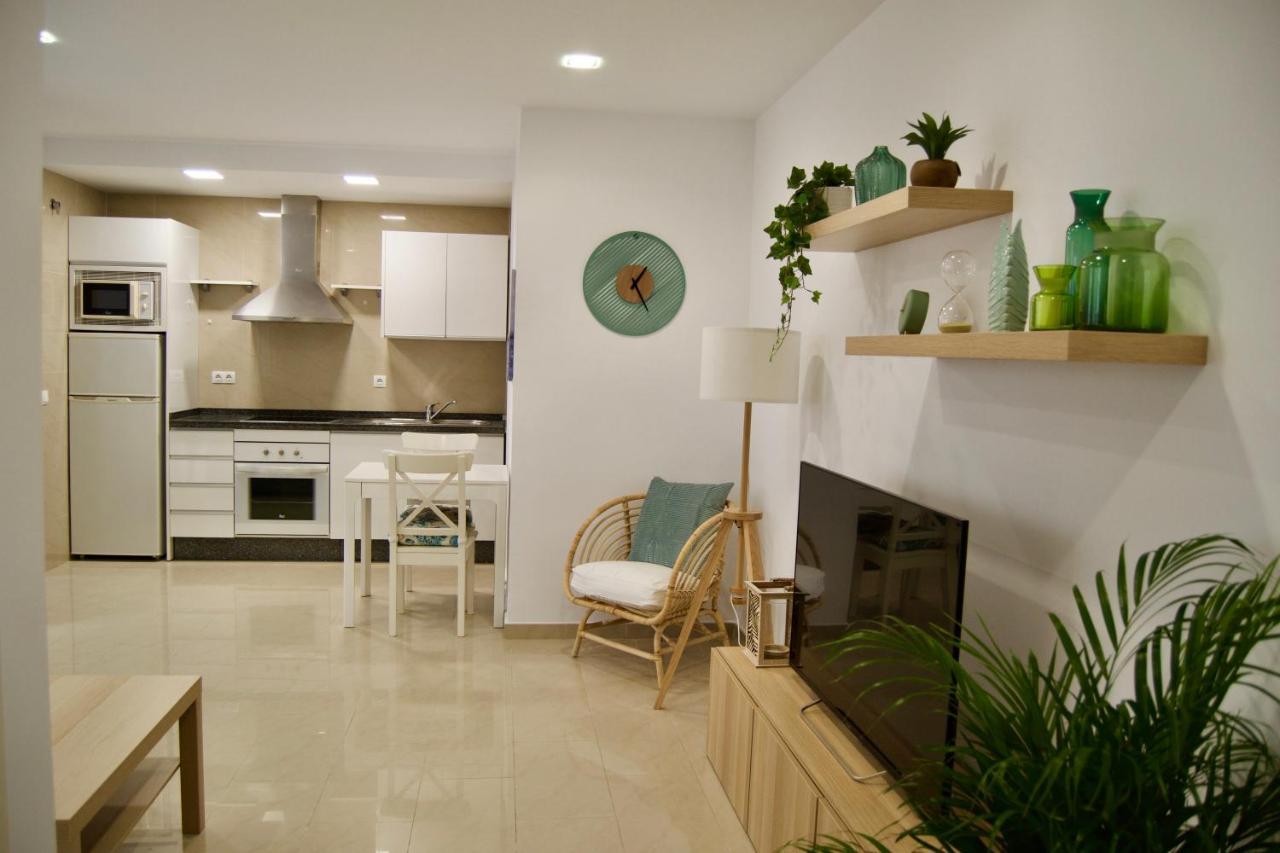 Ohana Beachfront Malagueta Malaga Bagian luar foto