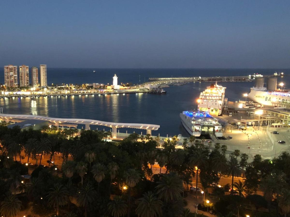 Ohana Beachfront Malagueta Malaga Bagian luar foto