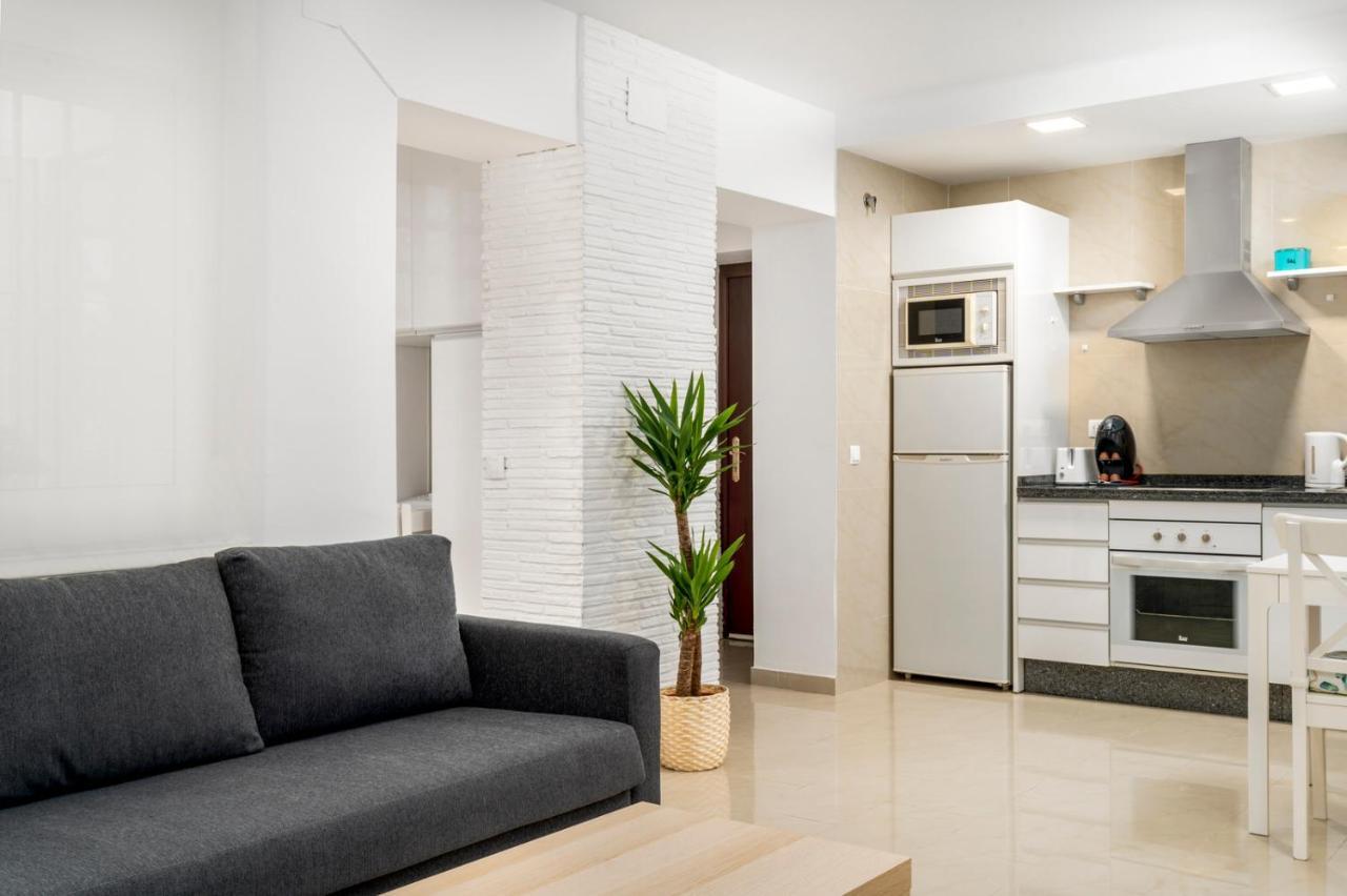 Ohana Beachfront Malagueta Malaga Bagian luar foto